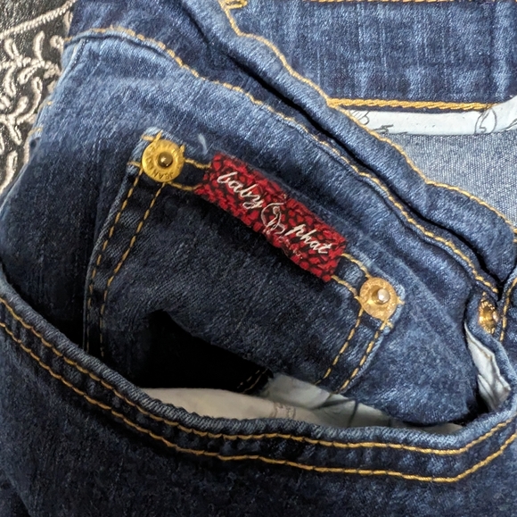 PLUS SIZE 22 Baby Phat capris - Picture 2 of 9